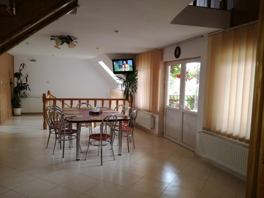 Vila Nely Rîşnov Exteriér fotografie